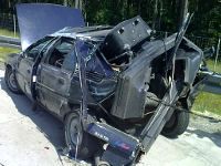 wypadek a18 citroen dachowanie