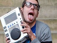 DJ Leon