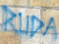 wiadukt mur