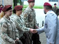 żołnierz uczeń uczennica