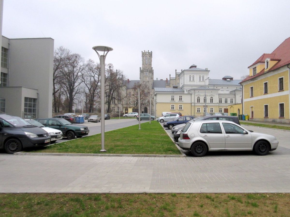 parking starostwo armii krajowej