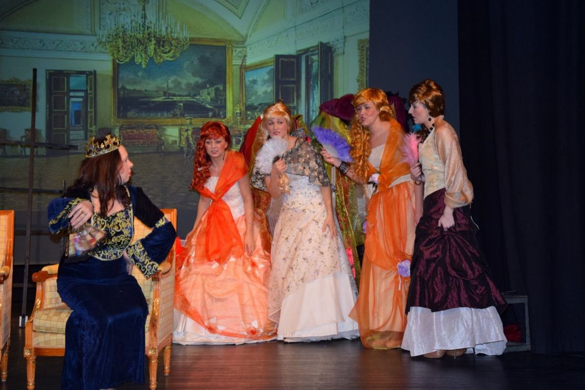 przedstawienie król teatr