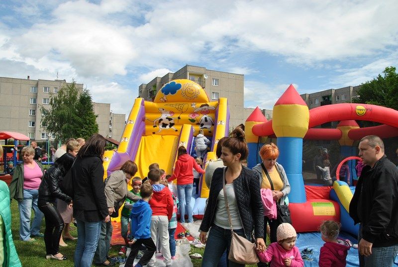 dzieci rodzina festyn