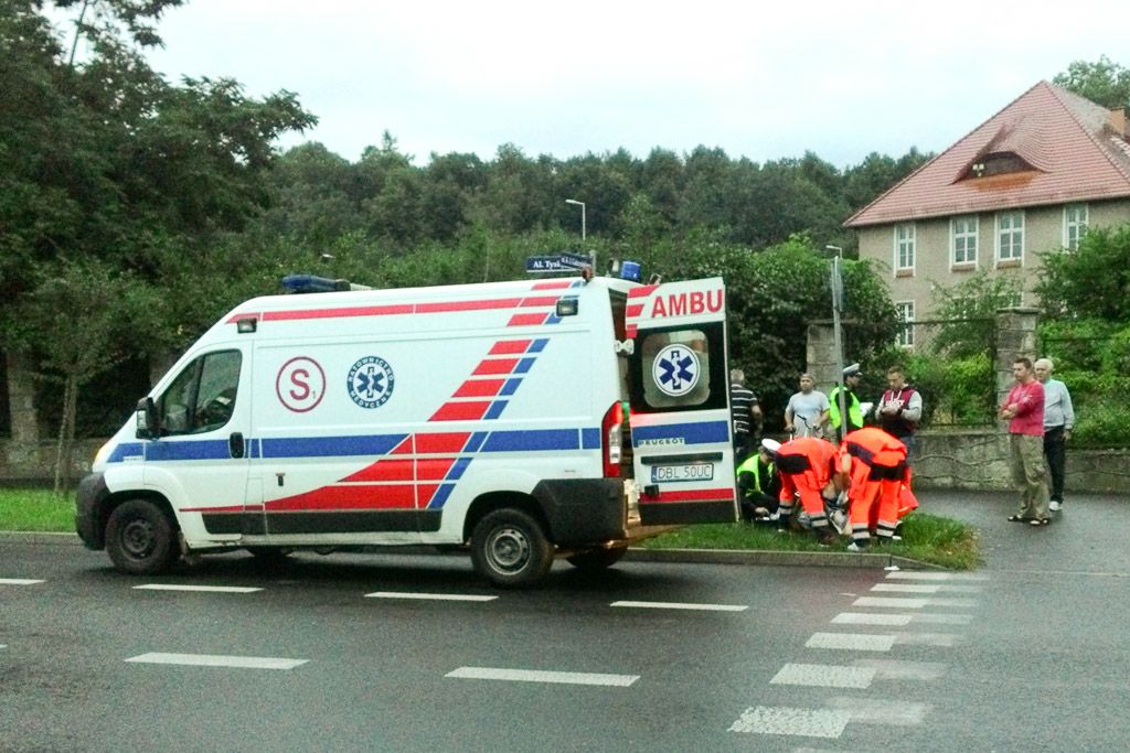 karetka  wypadek