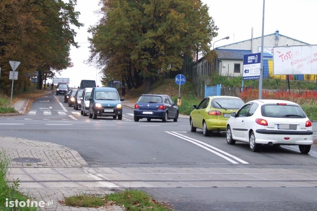 skrzyżowanie  cieszkowskiego  modłowa