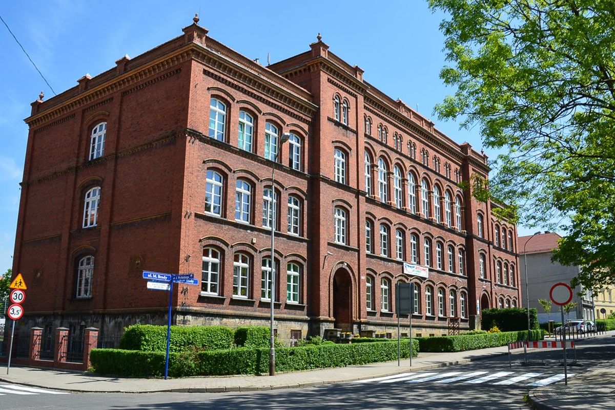SP nr 4 Bolesławiec