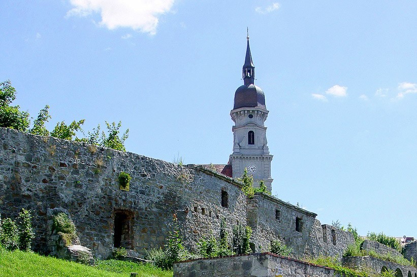 klasztor nowogrodziec