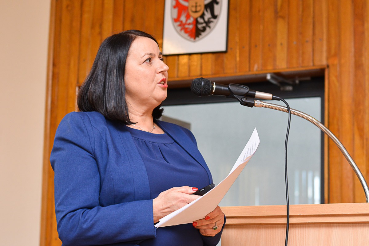 Anna Zug