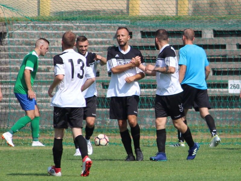 bks bolesławiec piast zawidów