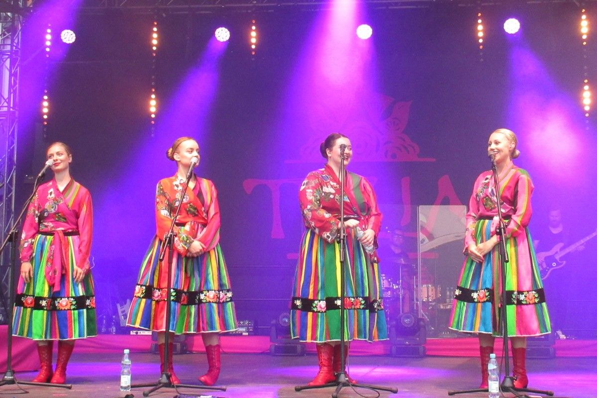 tulia koncert scena