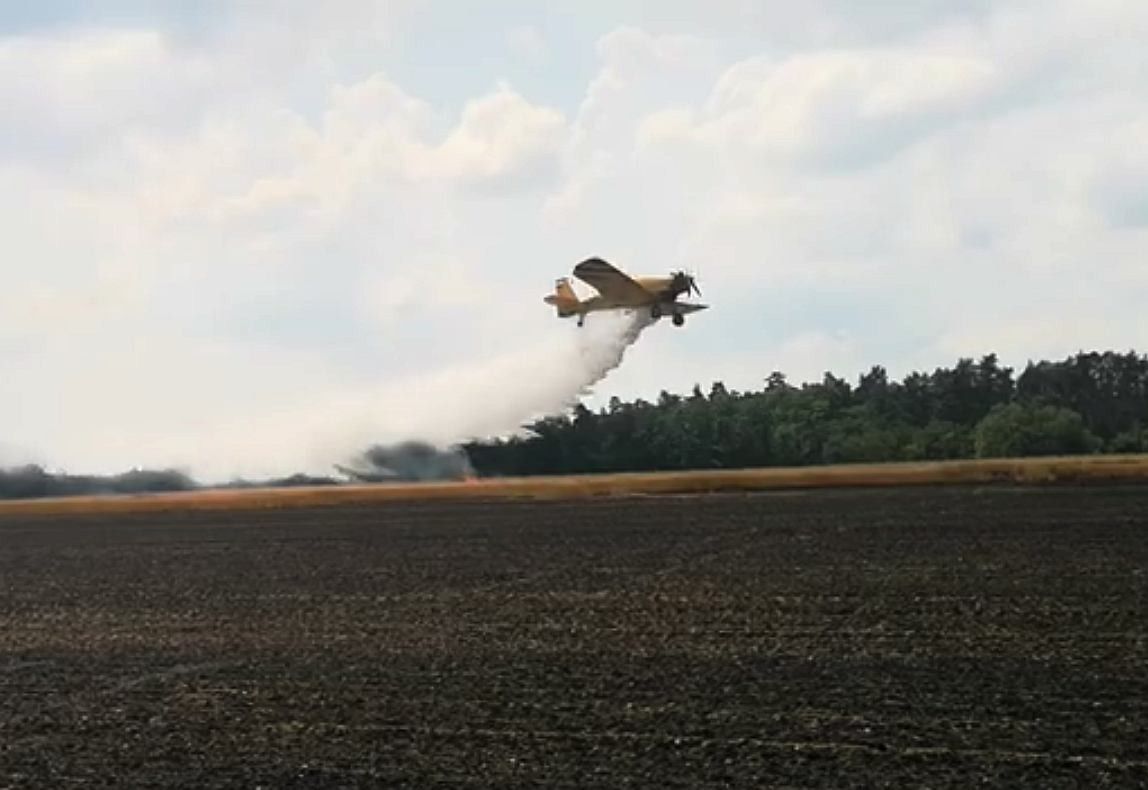 samolot akcja pożar