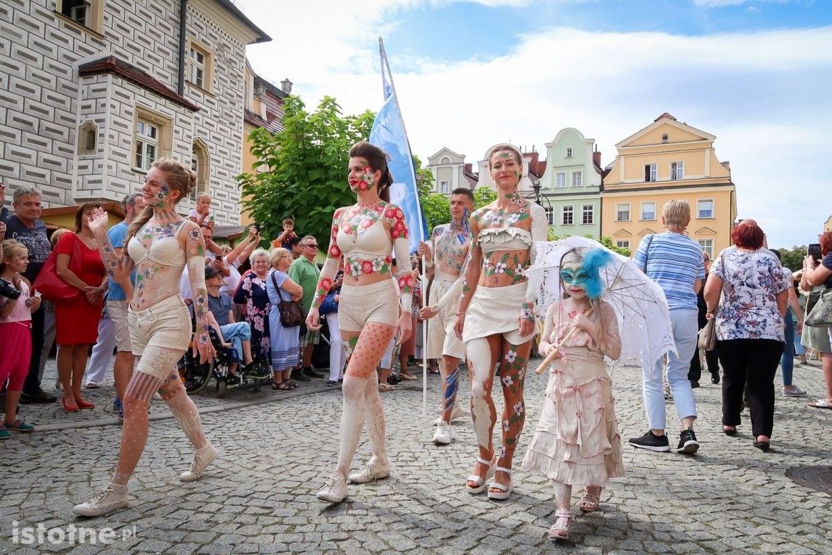 parada kobiety