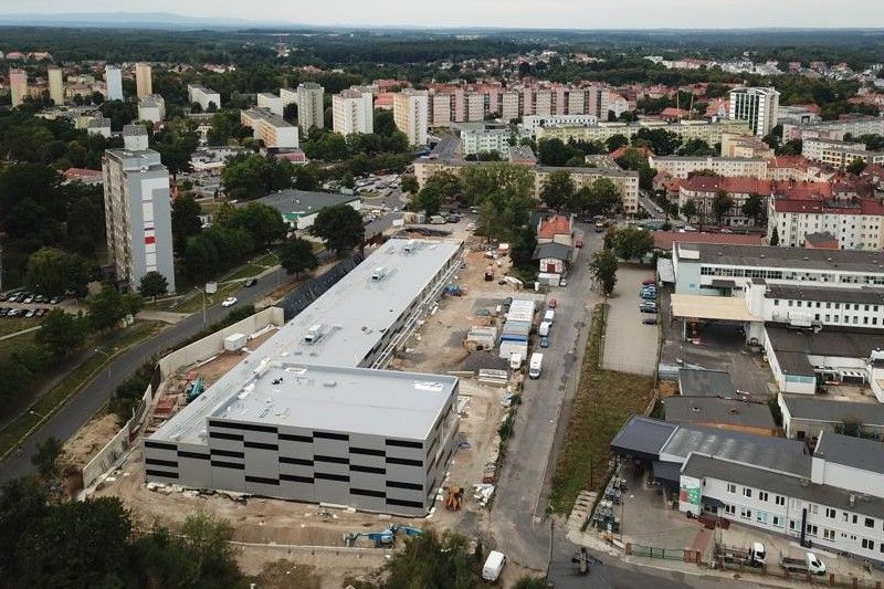 будівництво торгового парку Stary Dworzec