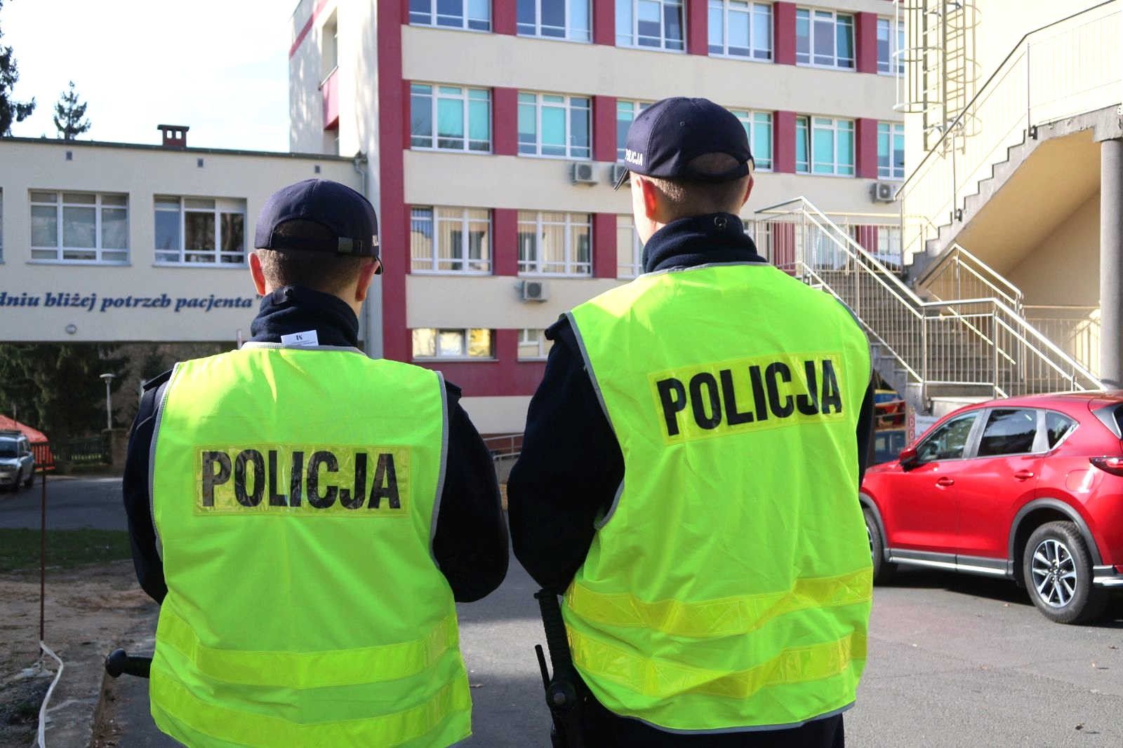 policjant szpital powiatowy