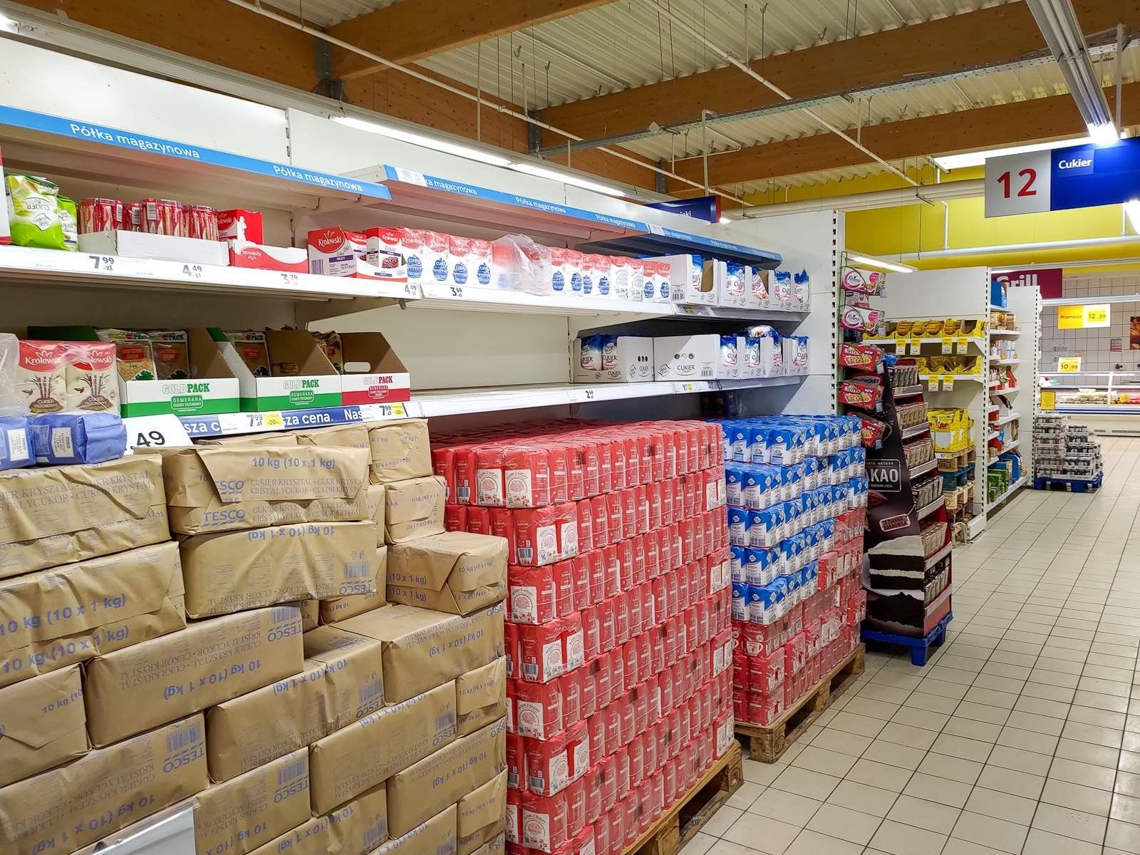 towar tesco półki