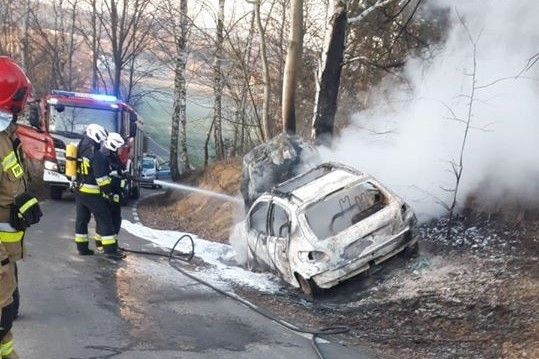 автомобіль