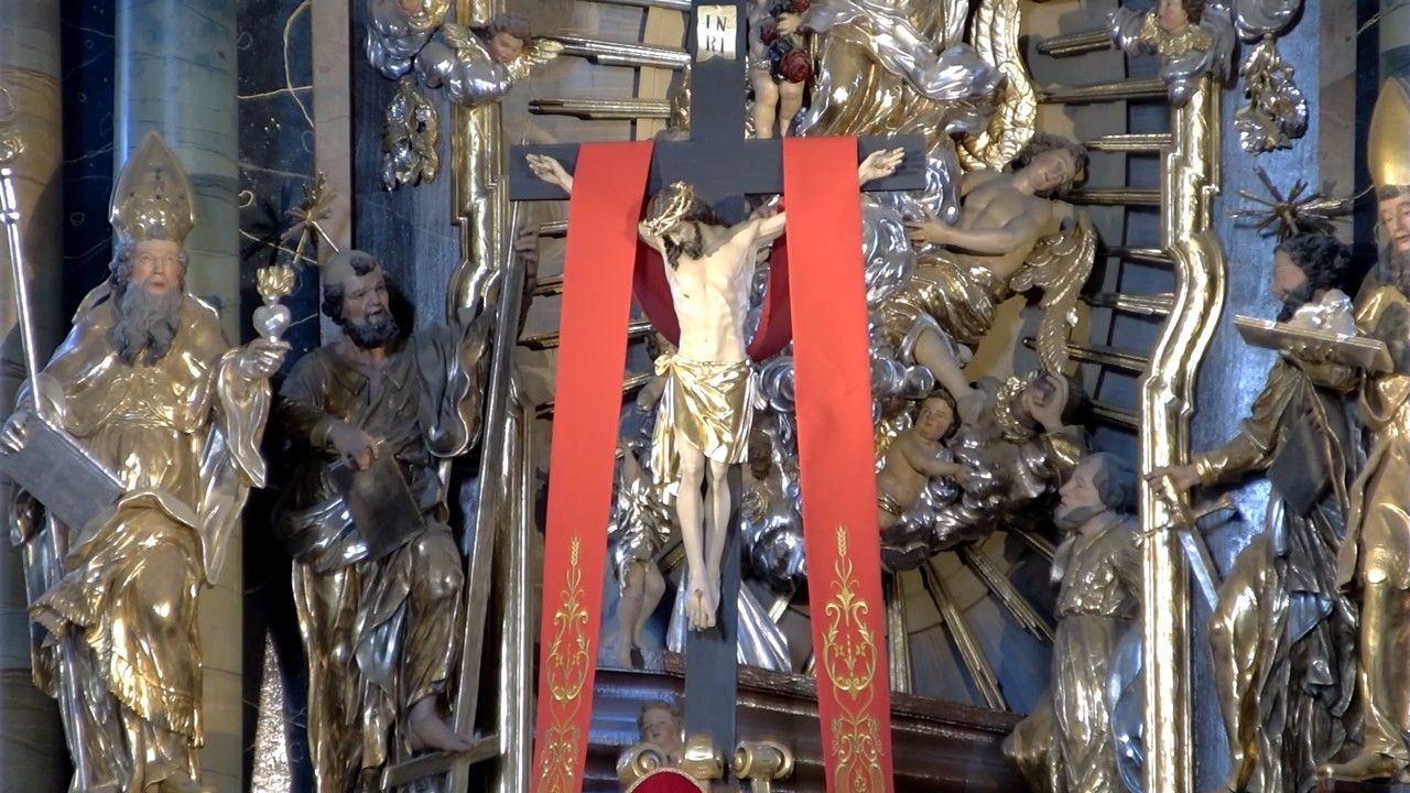 jezus krzyż bazylika