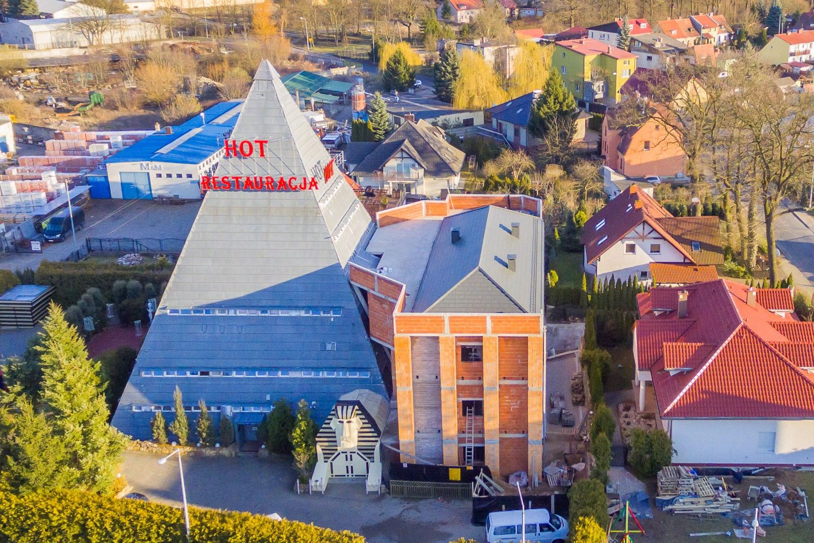 restauracja piramida