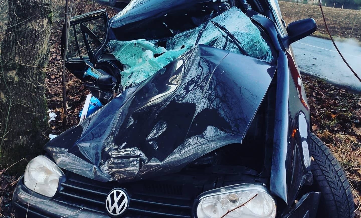 volkswagen wypadek gierałtów