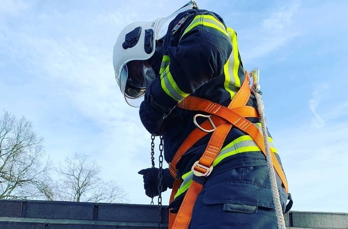 strażak nowogrodziec komin