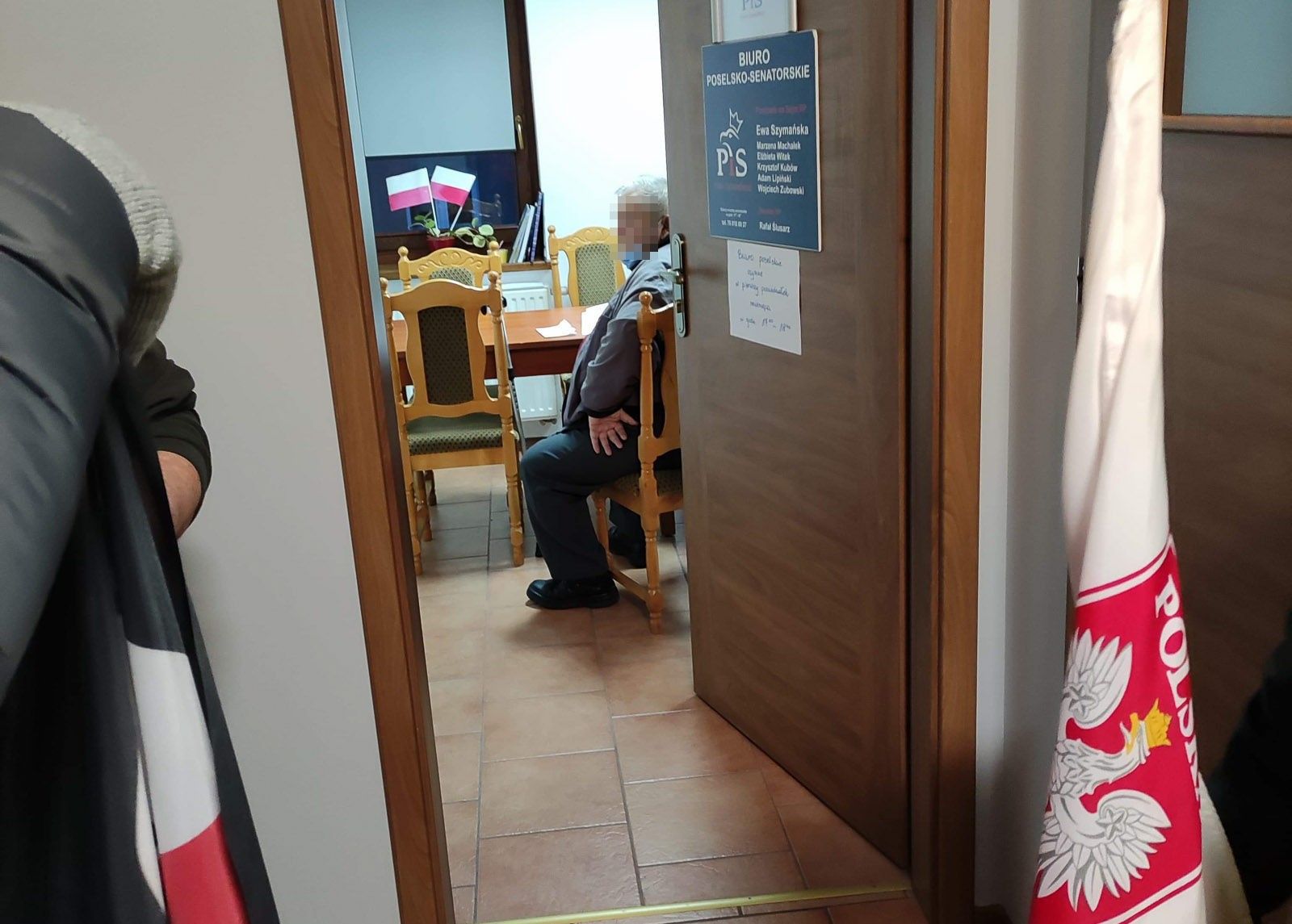 mężczyzna biuro