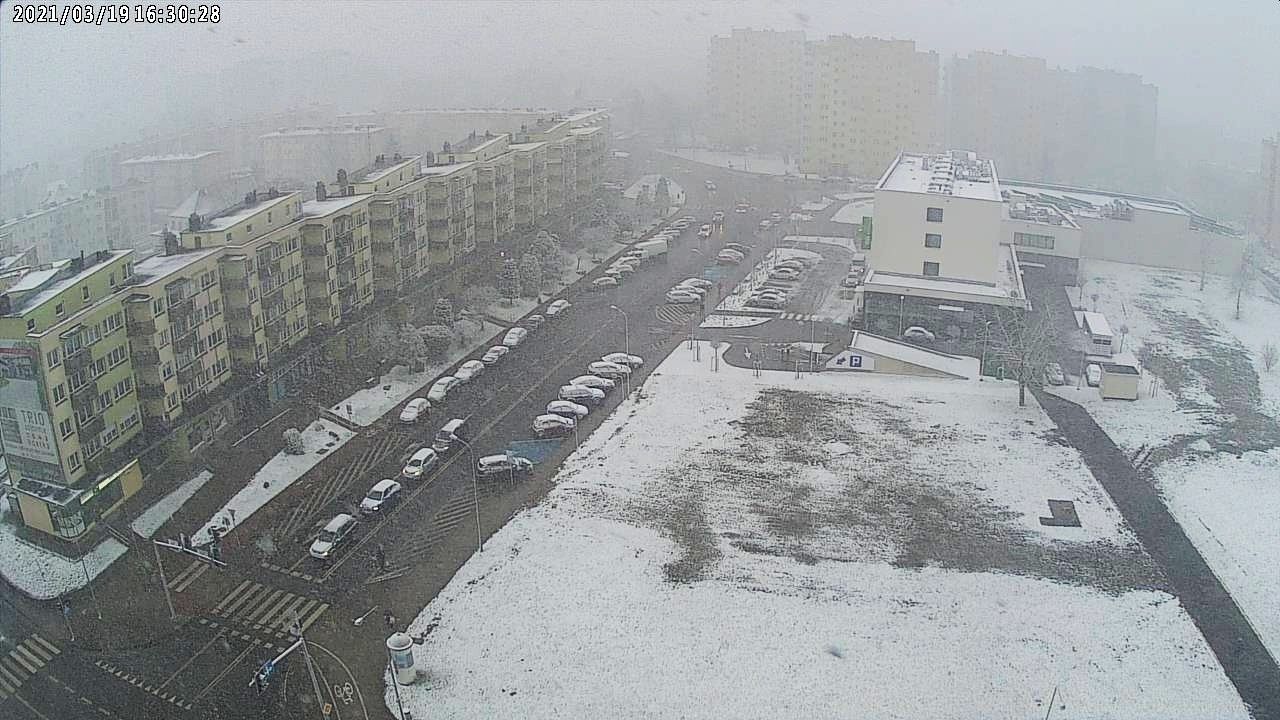 snow, Popiełuszki Square, camera