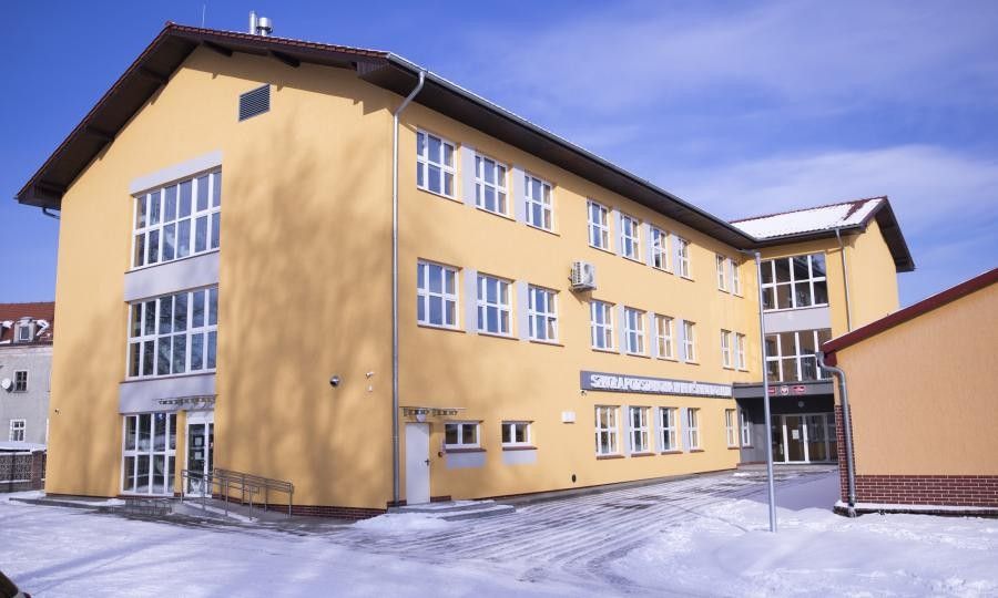 budynek szkoła