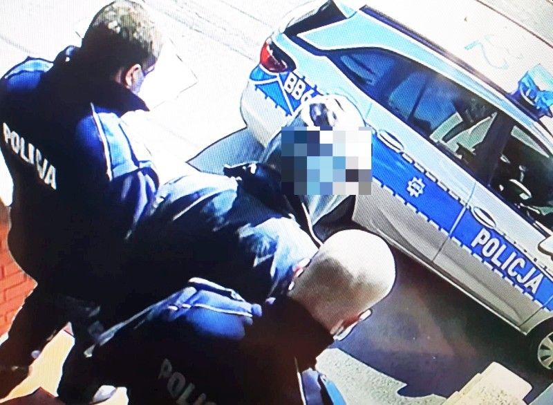 policja aresztowany