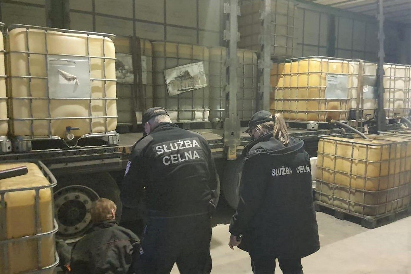 służba celna paliwo
