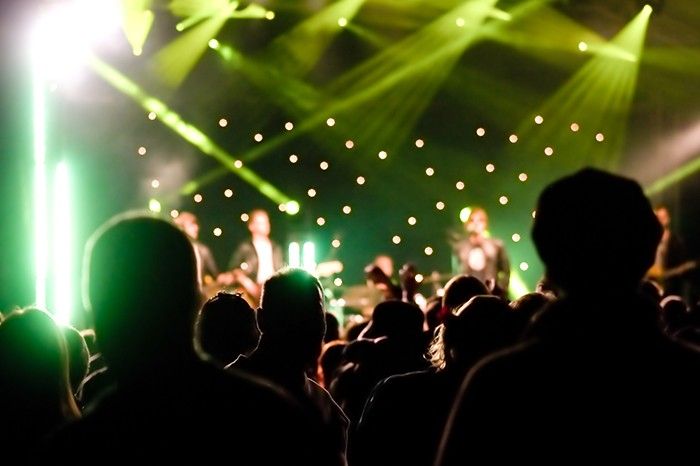 scena światła koncert