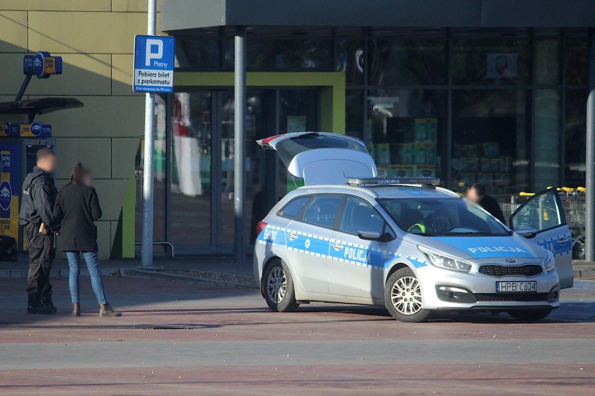 radiowóz policja wesoła