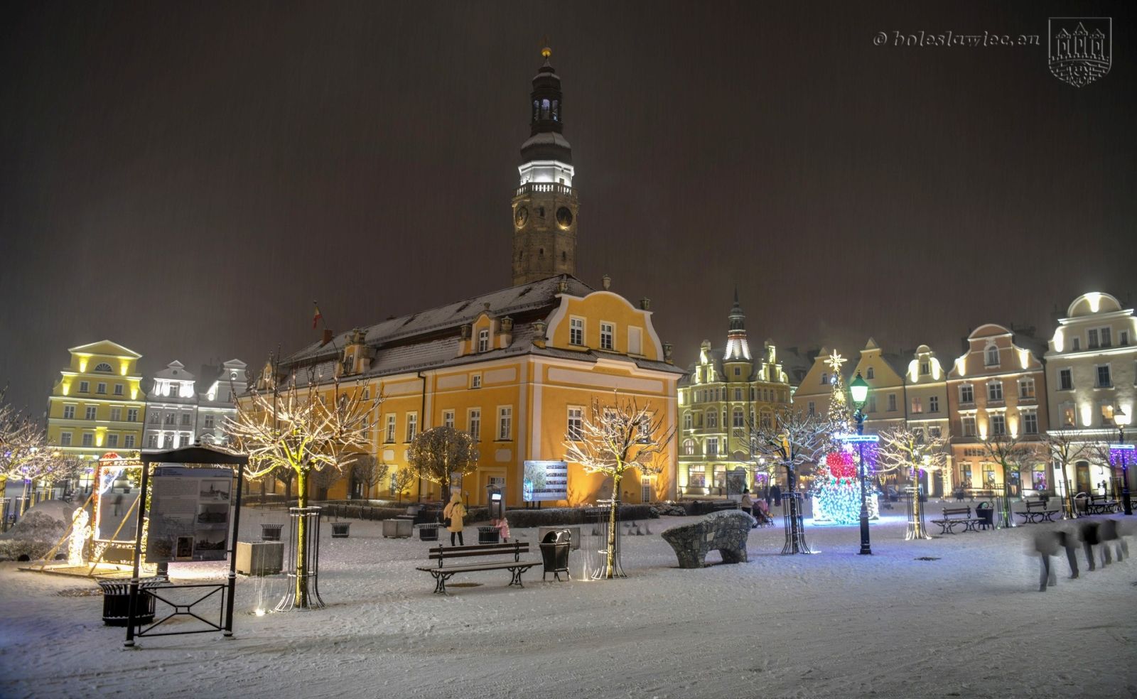 rynek grudzień bolesławiec święta