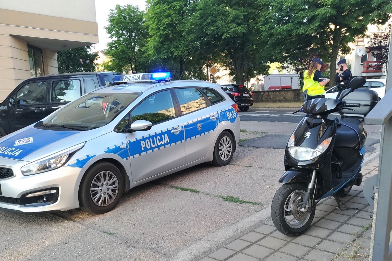 motor radiowóz