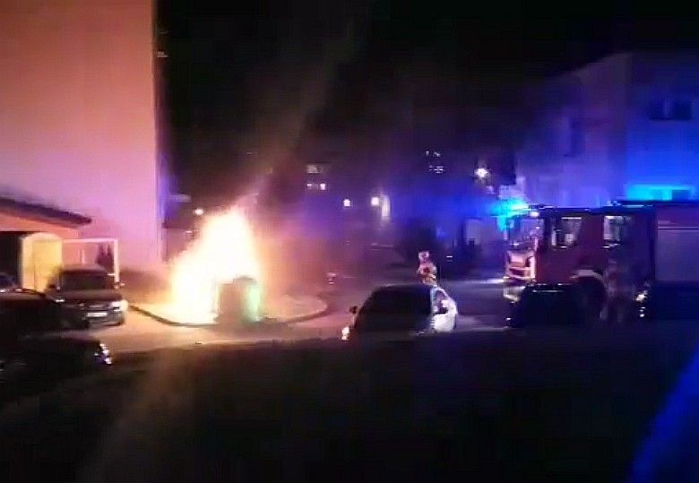 pożar śmietnik starzyńskiego sylwester