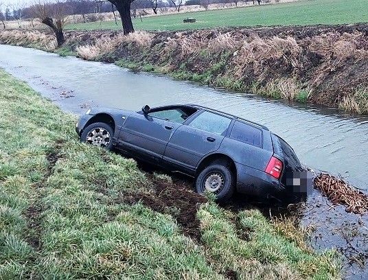 pościg audi rzeka