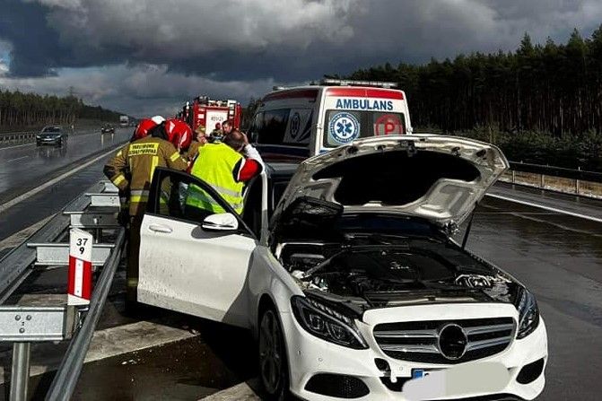 pojazd a4 karetka