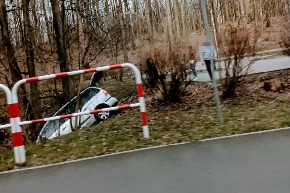 auto rów