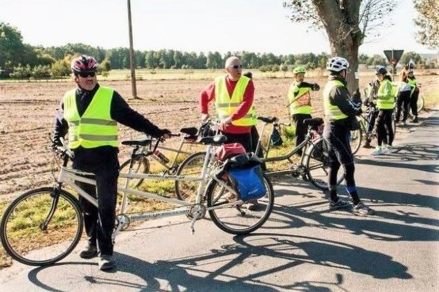 blind cyclist