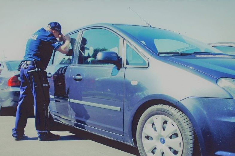 policjant auto