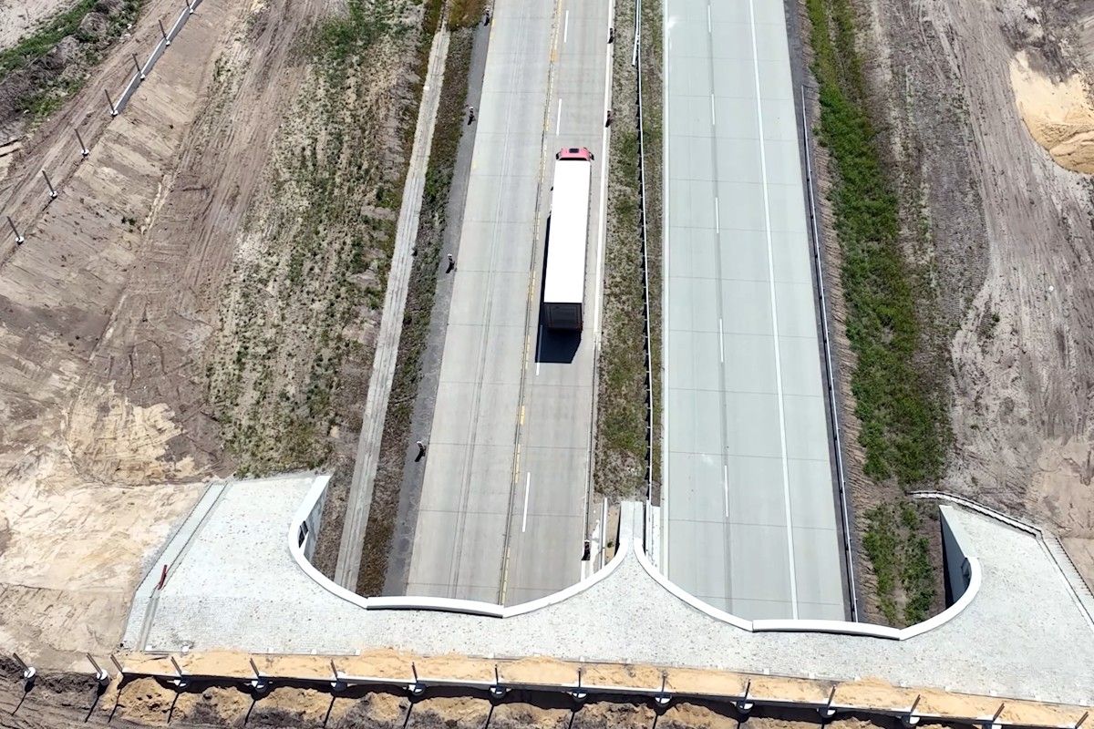 A18