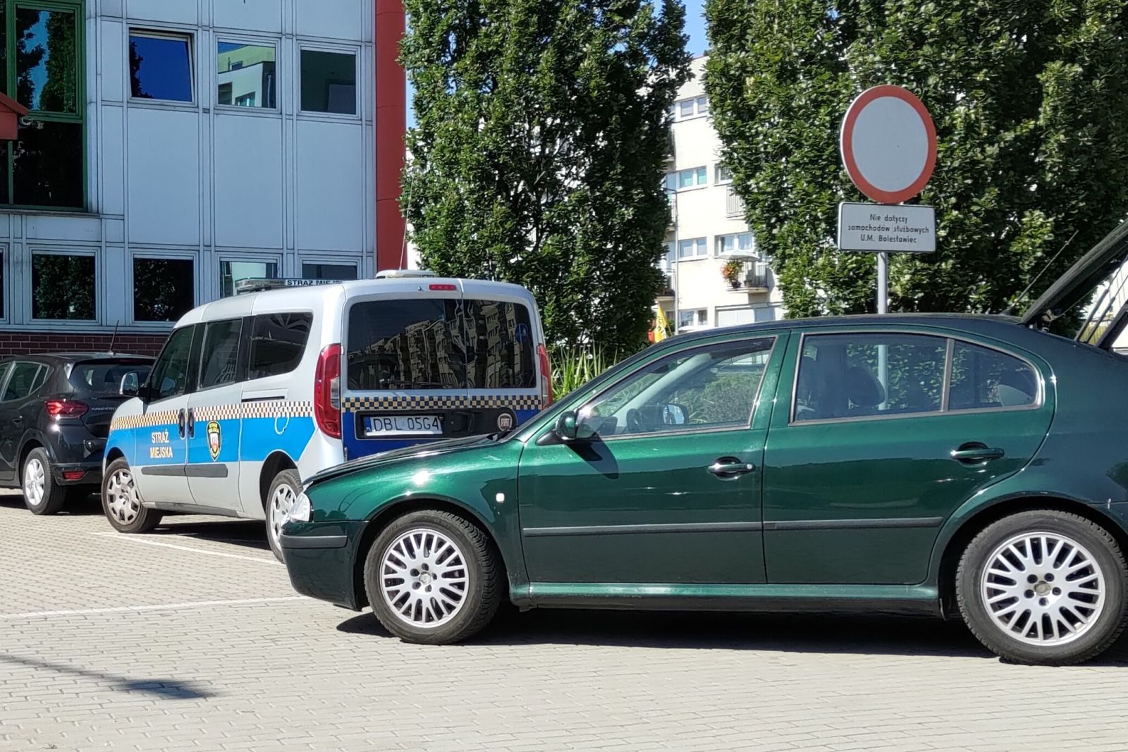 Auto