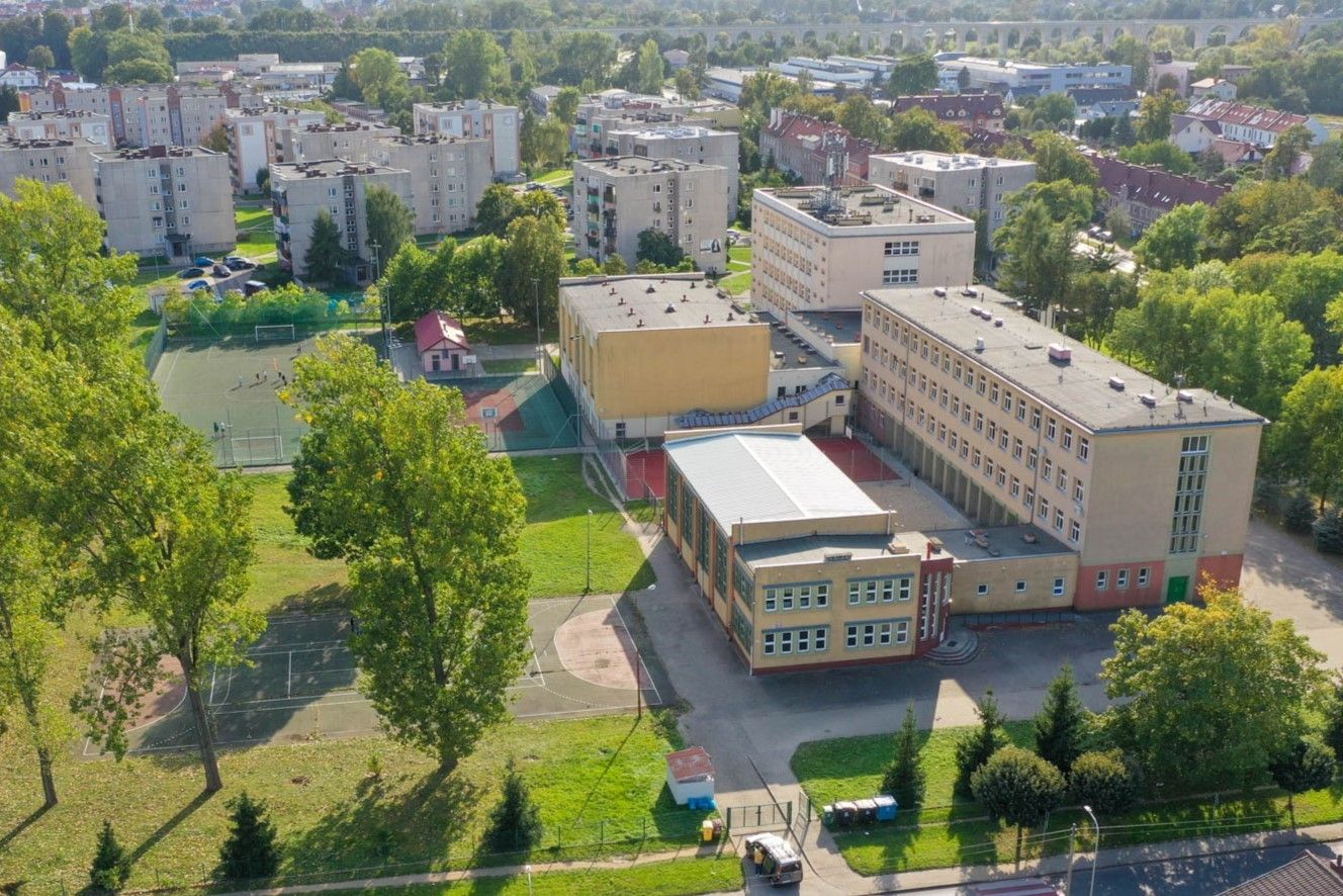 szkoła dolne młyny
