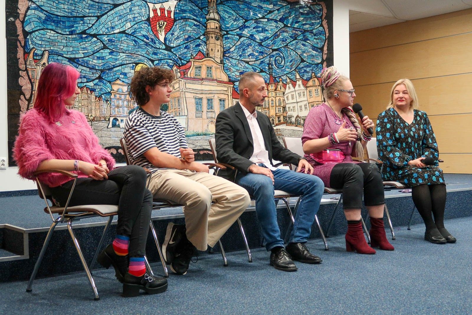 panel lgbt