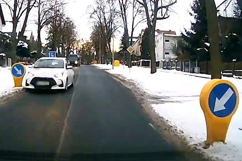 навчання водіння на Алеї Війська Польського