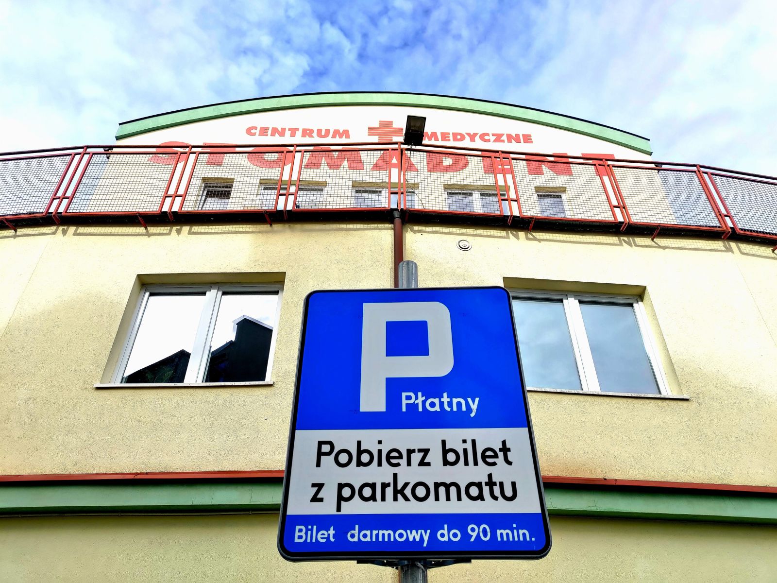 Parking budynek