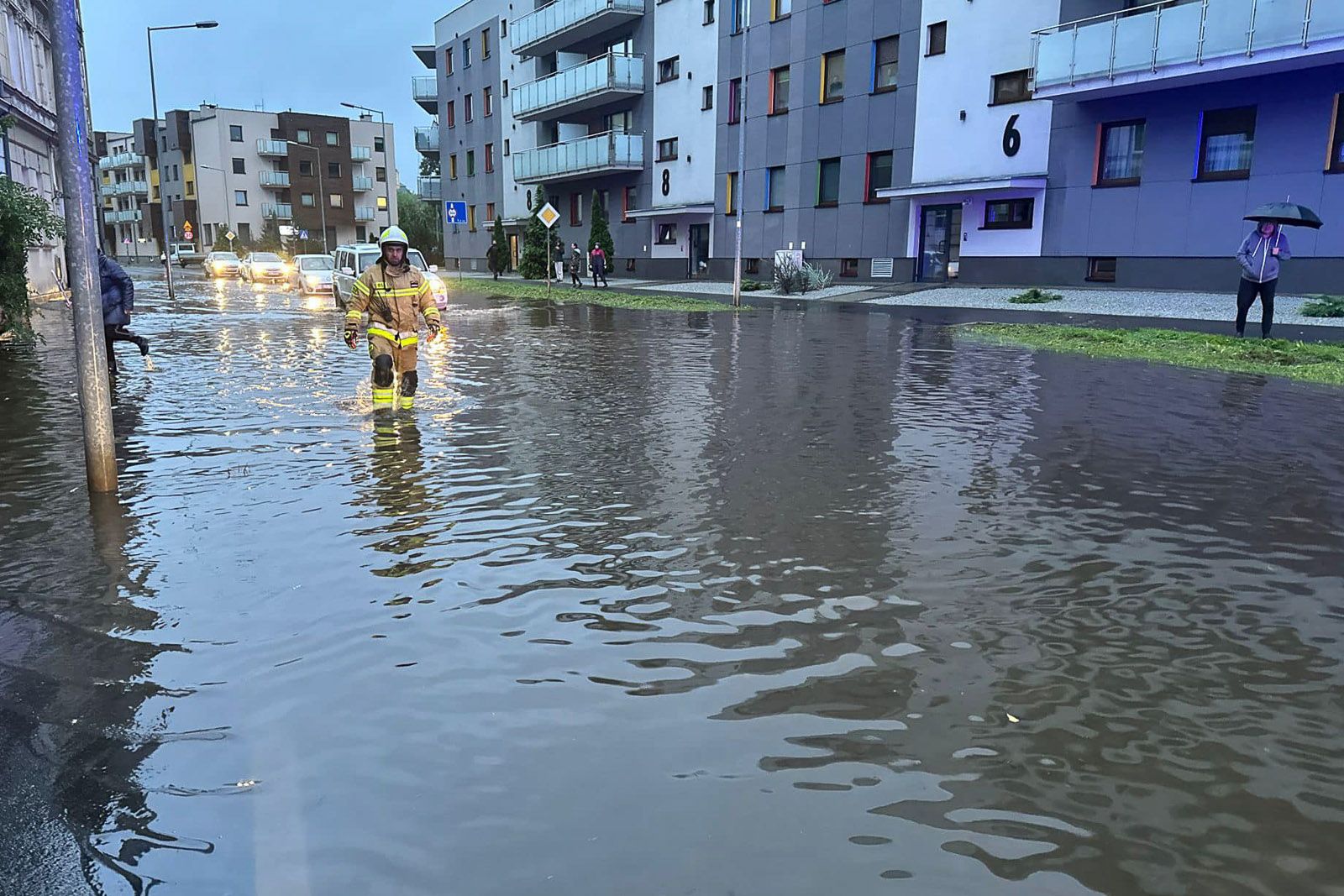 jelenia góta ulica woda powódź