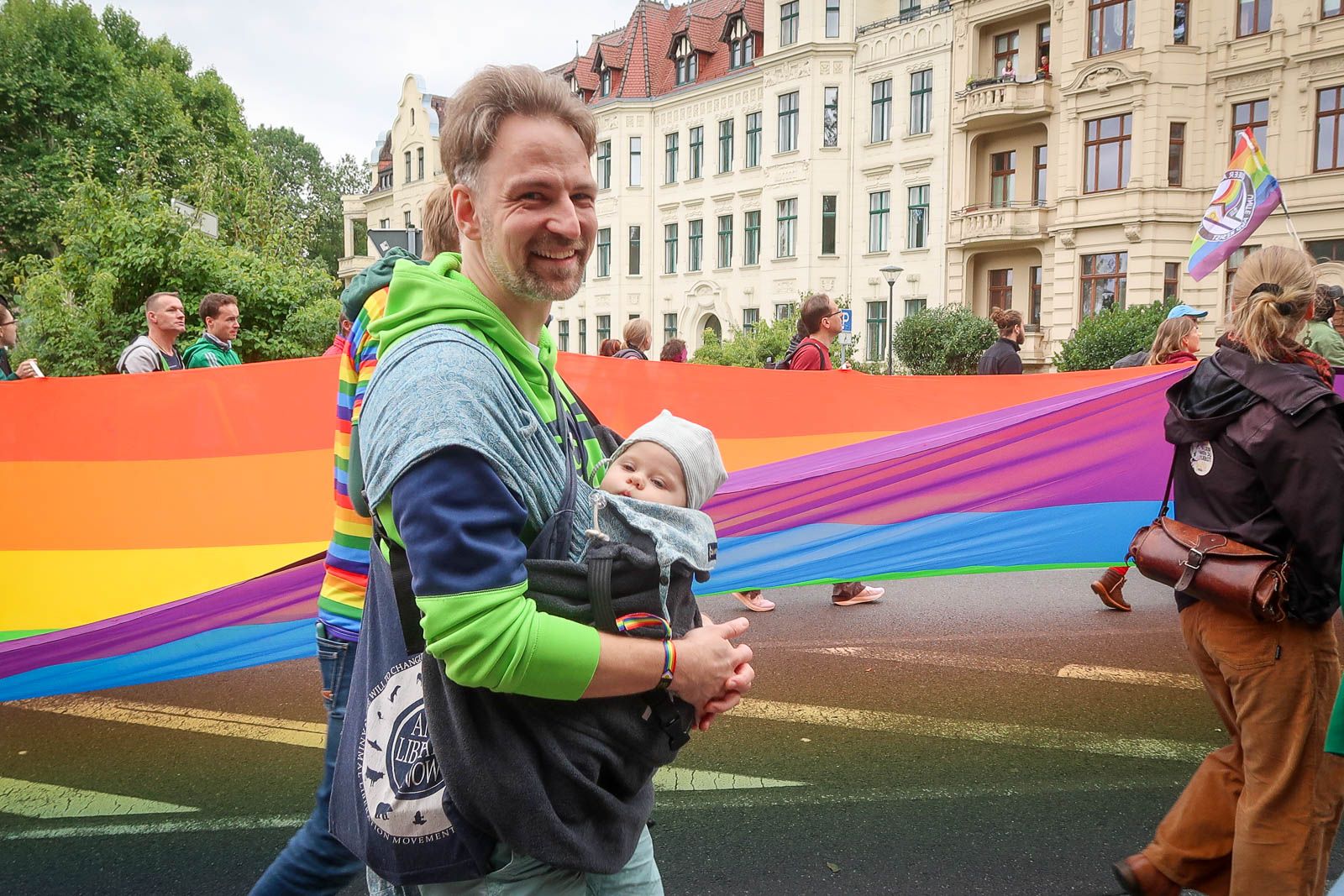 lgbt mężczyzna dziecko