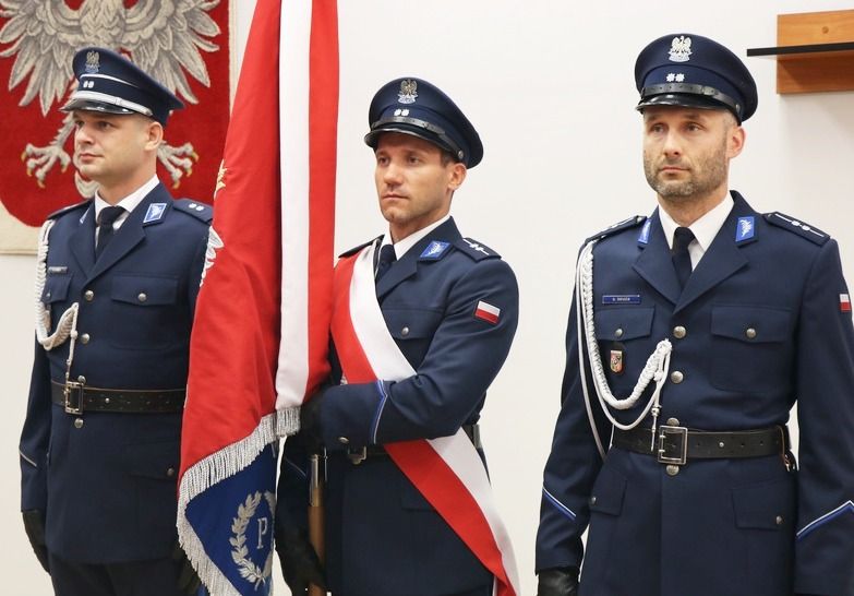 policja sztandar