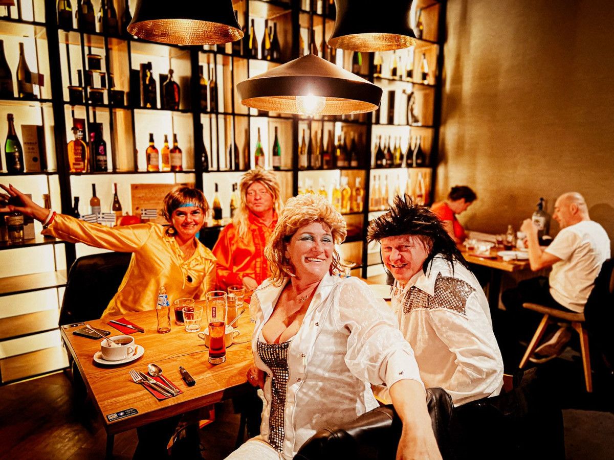 kobiety restauracja stół
