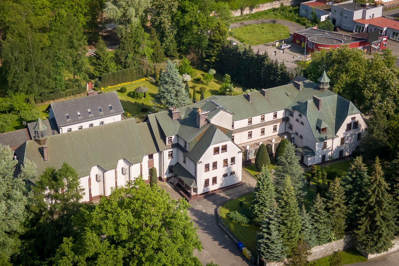 zakon adoratorki